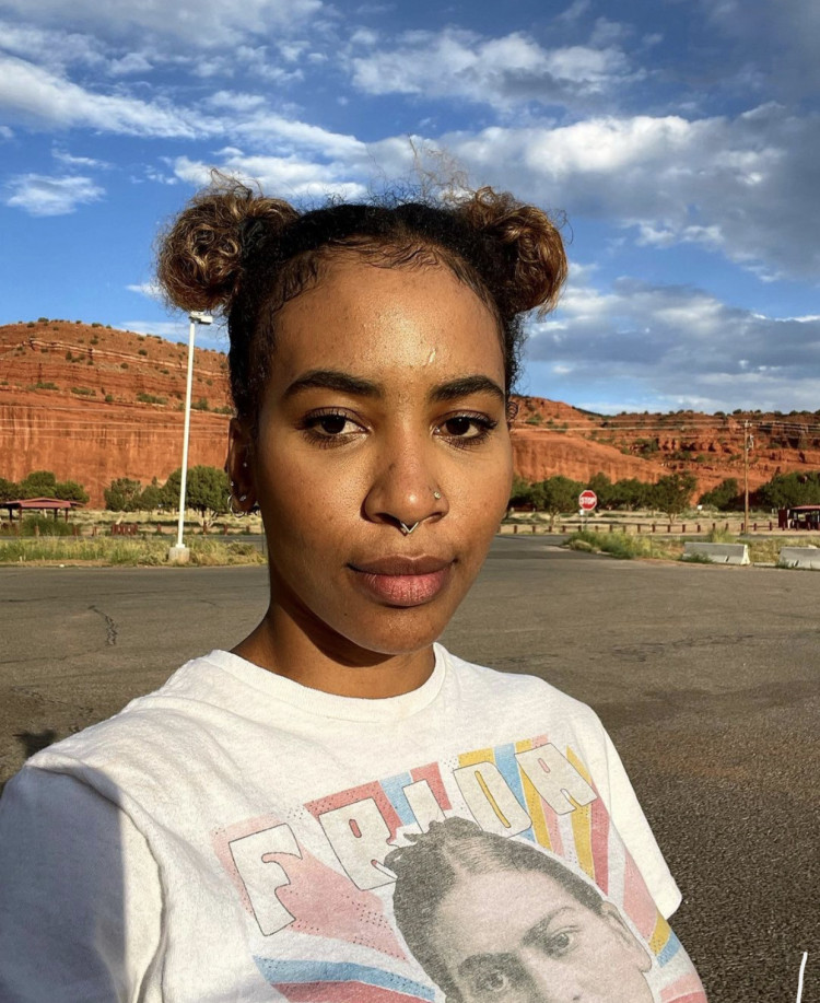 e0135e30-1db8-11ed-bd26-17a73a4e3e5e