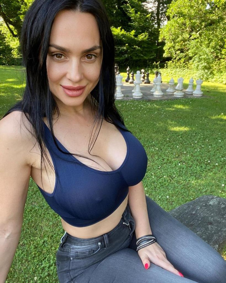 6cb35140-266f-11ed-bad5-5fdc366f7df3