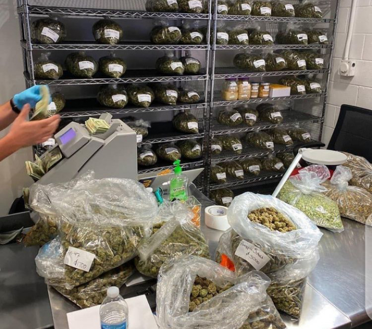 9298b850-8ac7-11ed-8682-01a94f3e4572