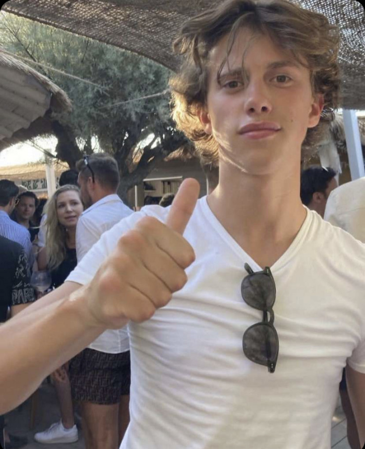 b2a319e0-b111-11ed-aea6-4b1d8df4aa8e