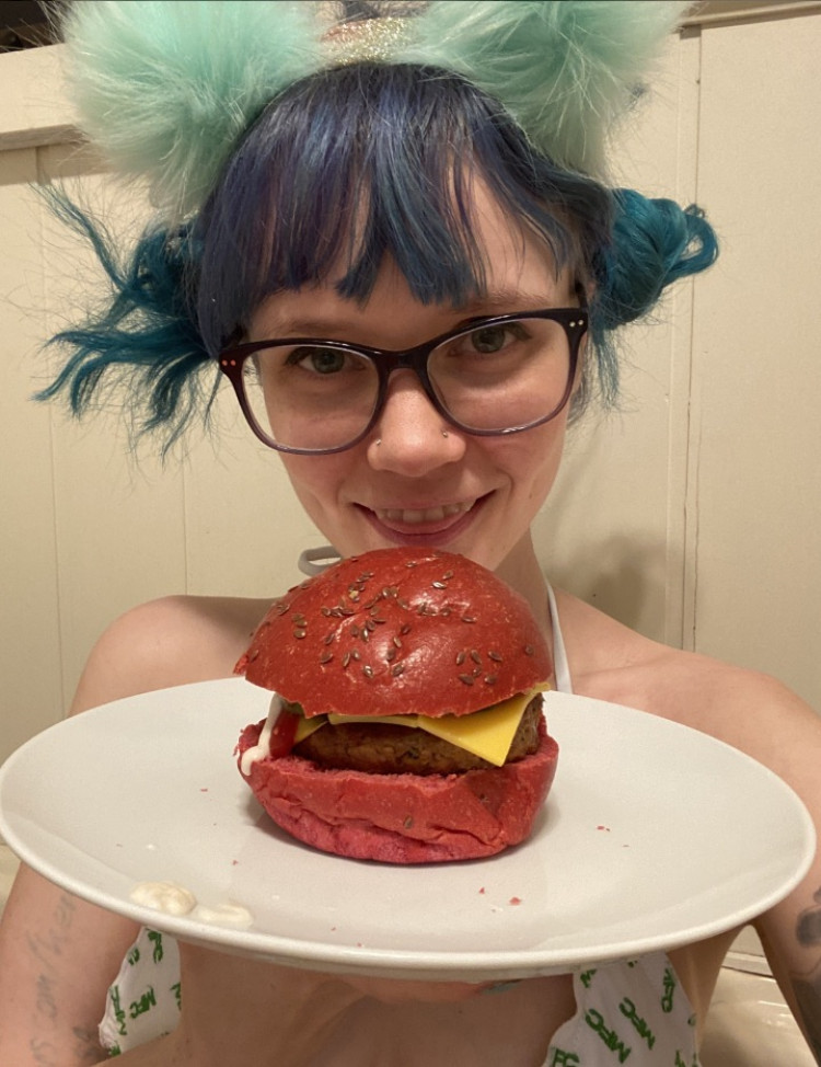 04681130-d926-11ed-a35b-d73595b26bde