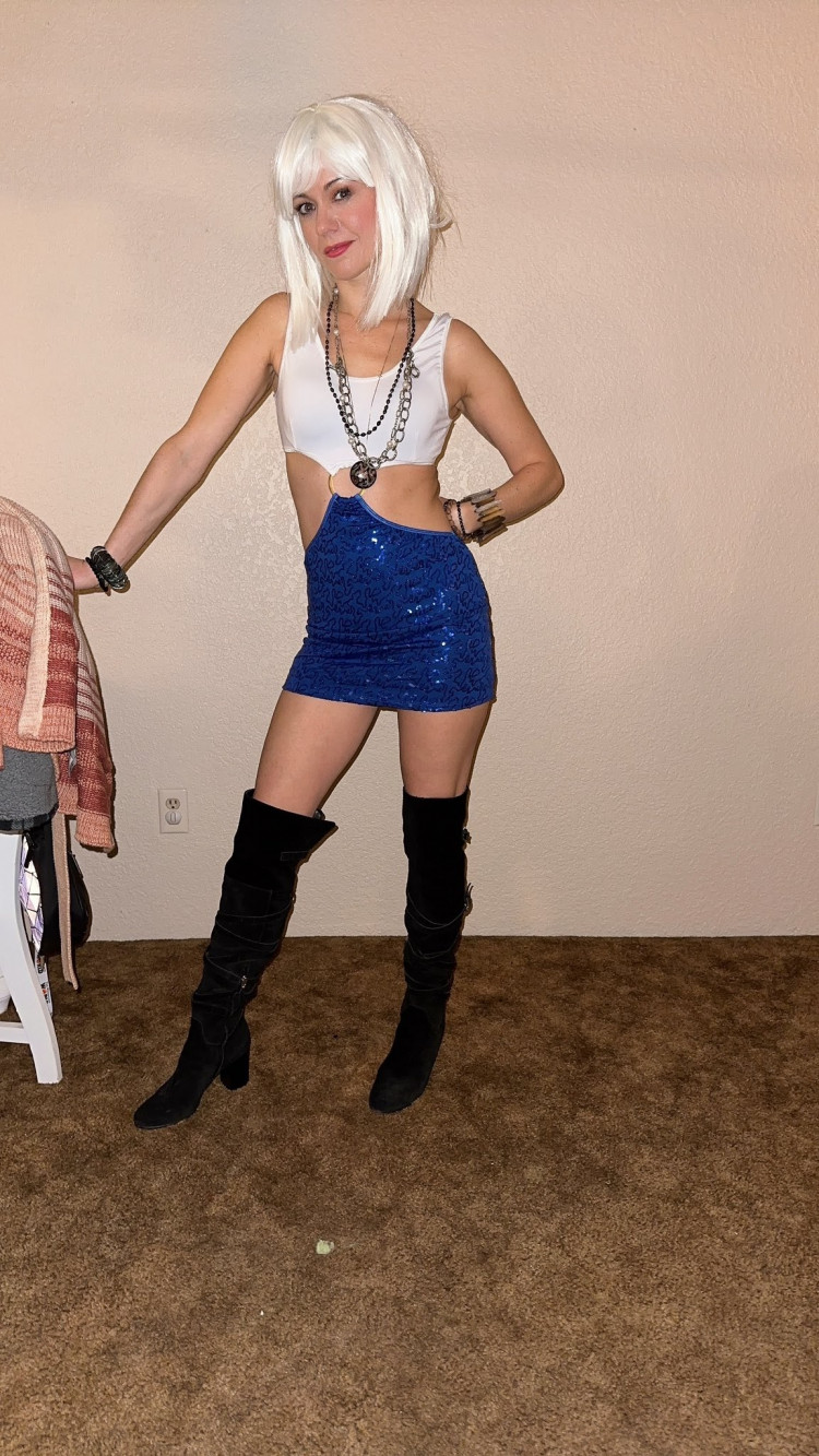 0b2c7200-31ee-11ee-9a64-11f9a8e56b9e