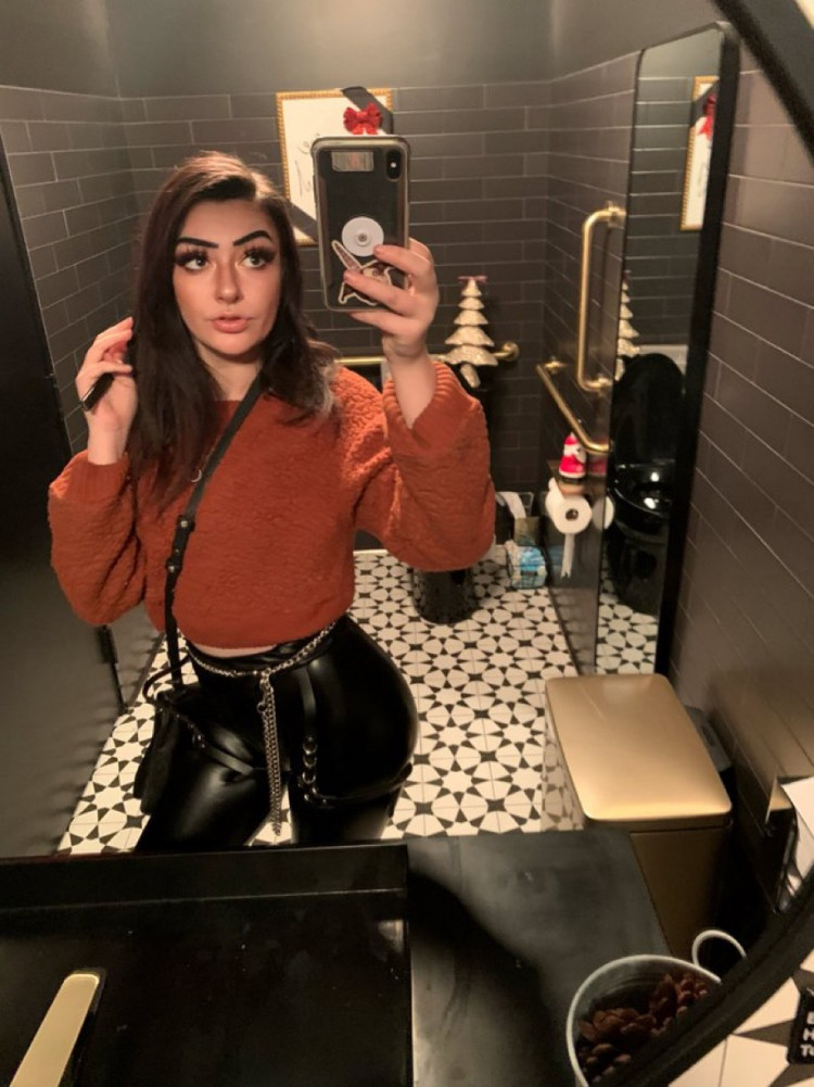 2abab630-4006-11ee-b10c-c5388638e54d