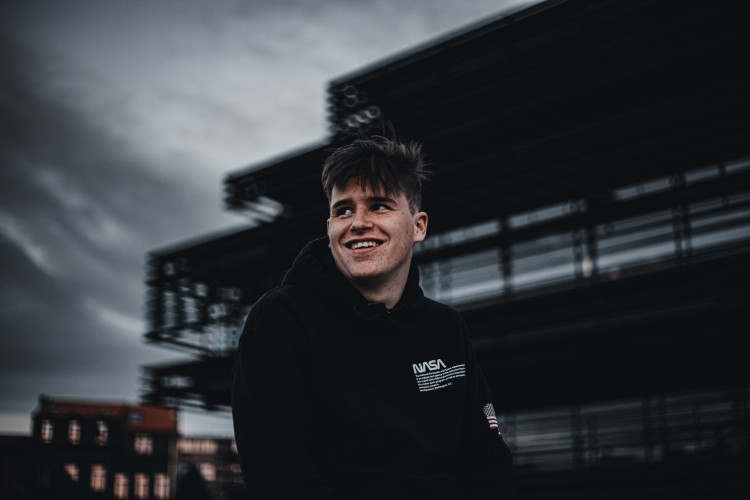 861f4c30-ba86-11ee-b010-092d7e6bf279