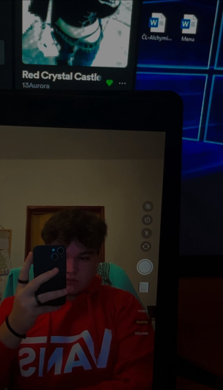 28c2ef10-b6fb-11ee-8f4c-45cc96b18c78