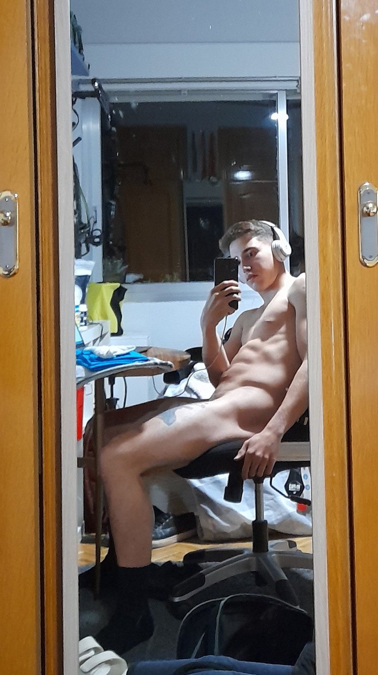 6490f240-f2eb-11ee-a523-7dc1db1b5fd3