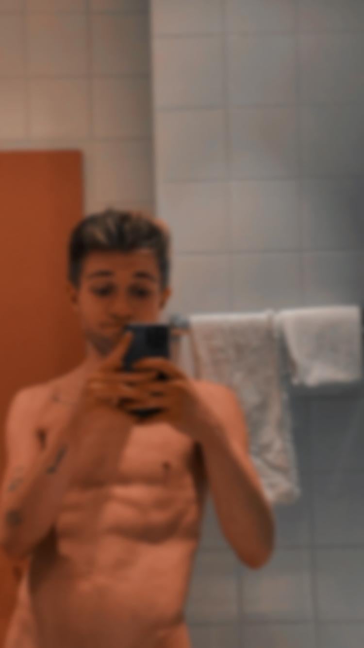 a1ffe640-5d29-11ef-bc96-7fd2a7f9a3d3