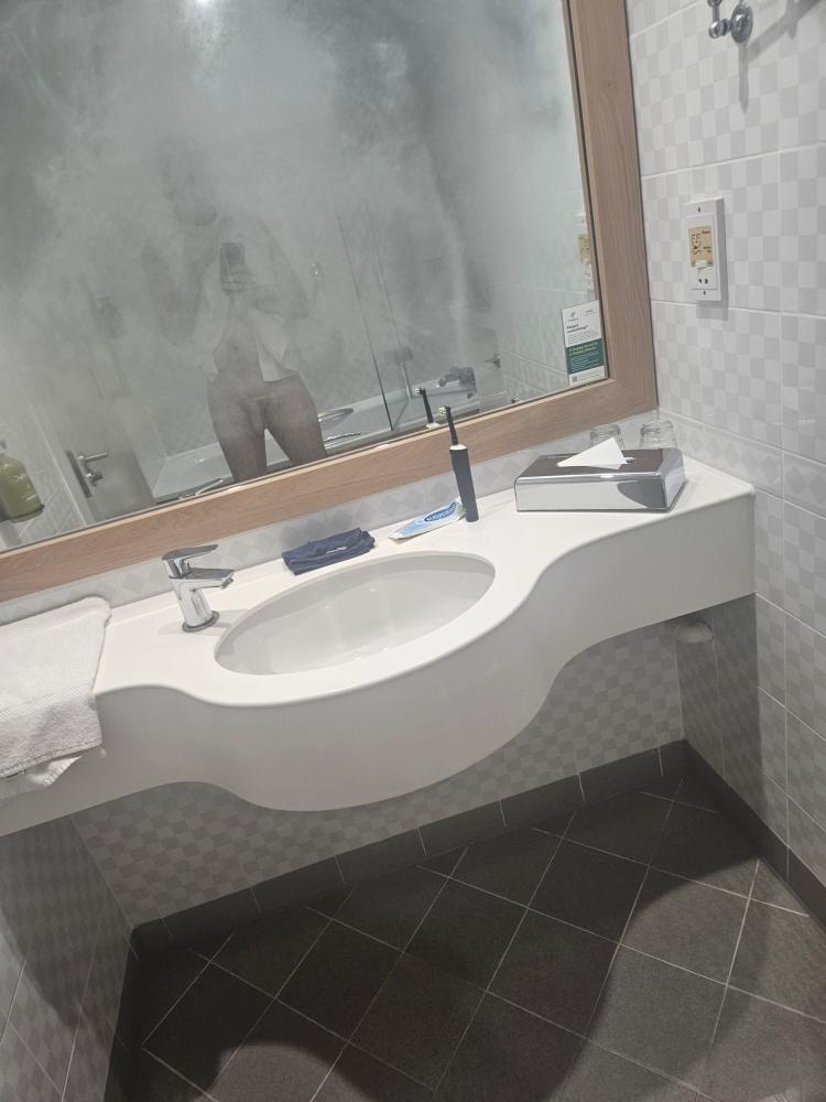 fd128d80-850b-11ef-ae75-b564786f5645