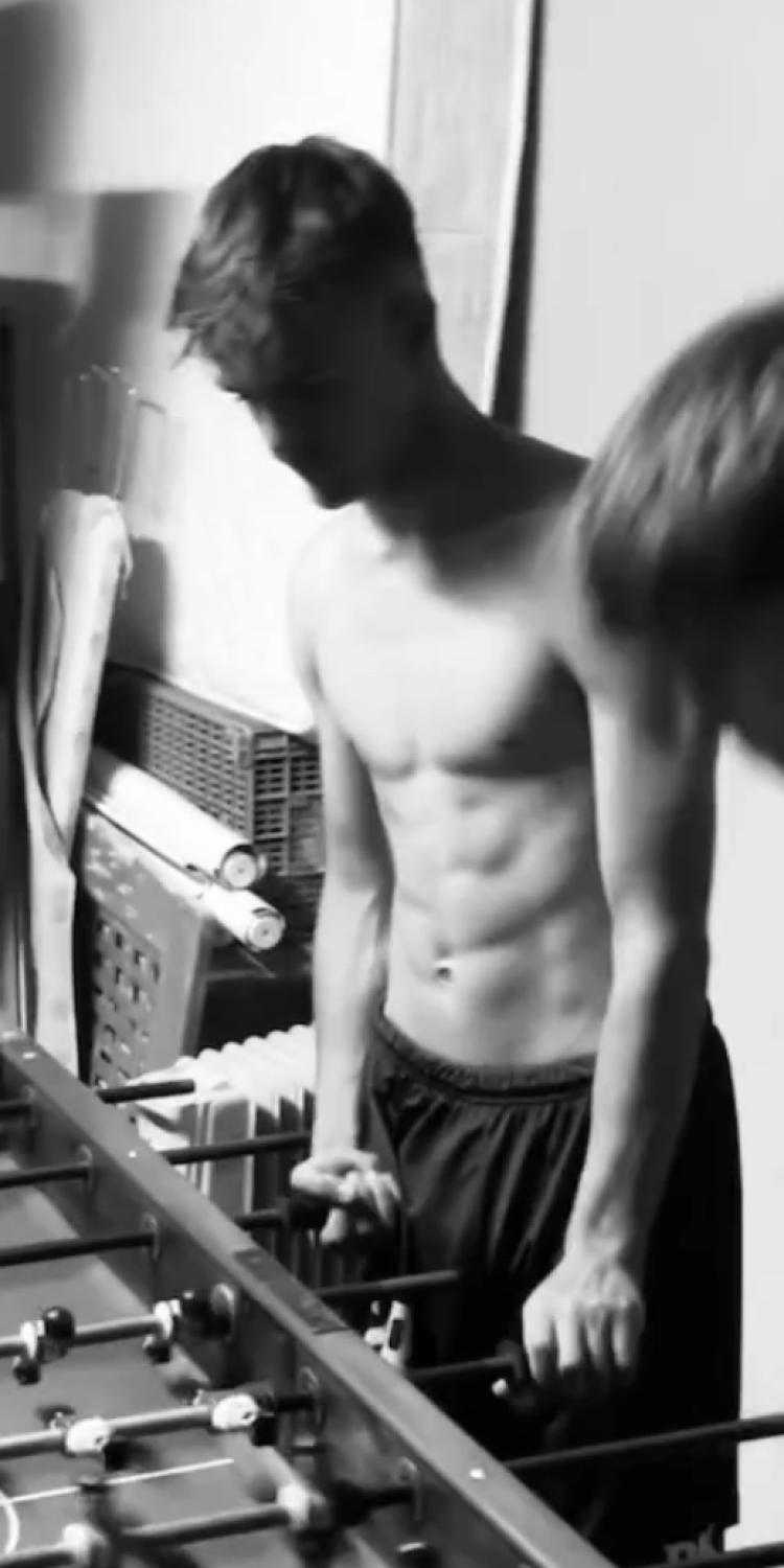 f6b2bae0-9278-11ef-a398-b99e955d1e42