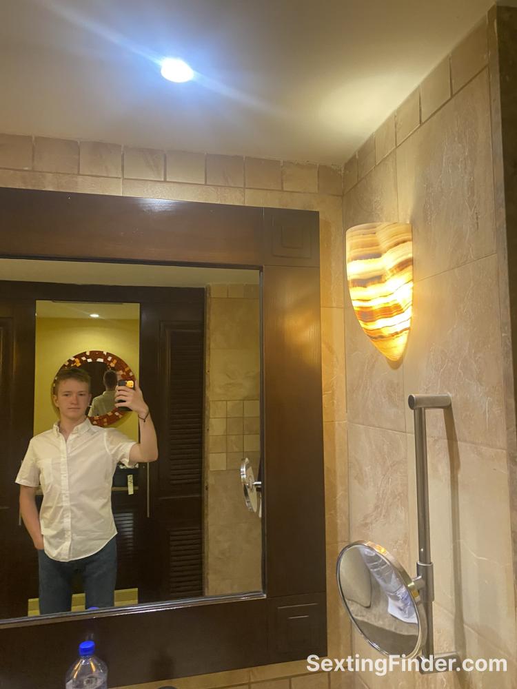 05acaec0-fff9-11ef-b248-6fea24aba36d