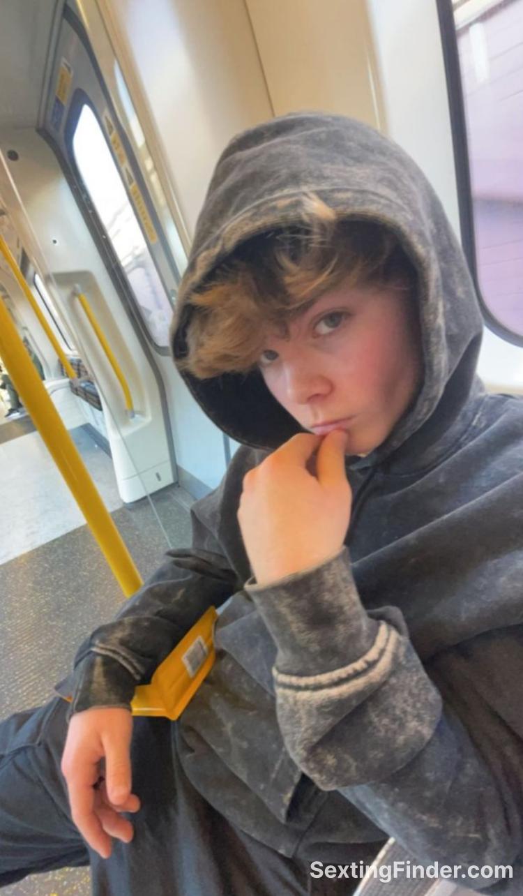 8180f510-1f22-11f0-ae7e-95ac0337730a