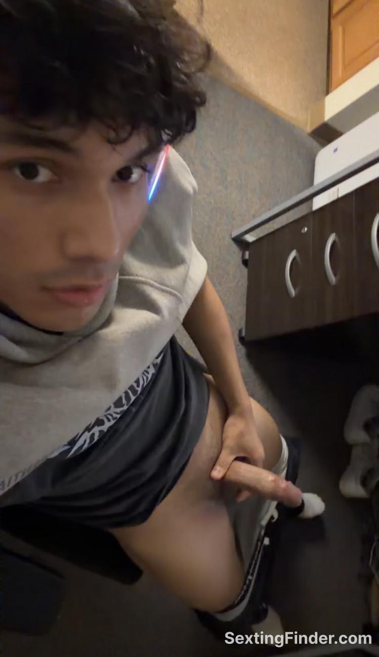 8e022c50-2728-11f1-8e06-0f3753d623fc