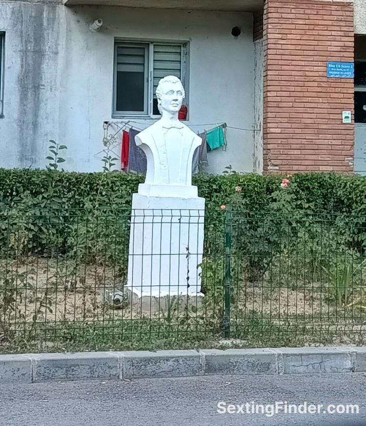 a2b7dcb0-5ced-11f0-b2b1-698c69160141