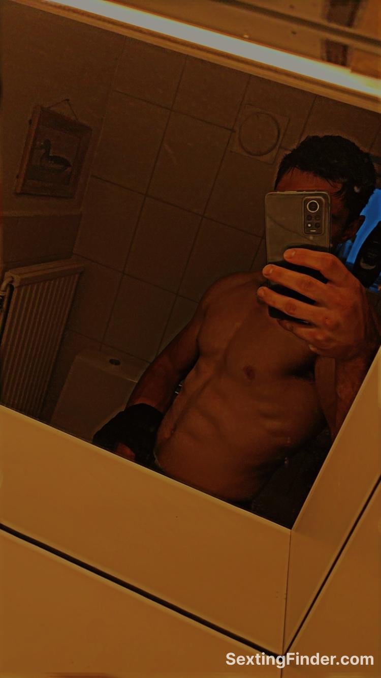 2711c400-9f9a-11f0-9d6b-f9427cae95a3