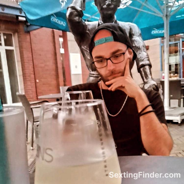 702240e0-ef03-11f0-b30f-9fb283256e60