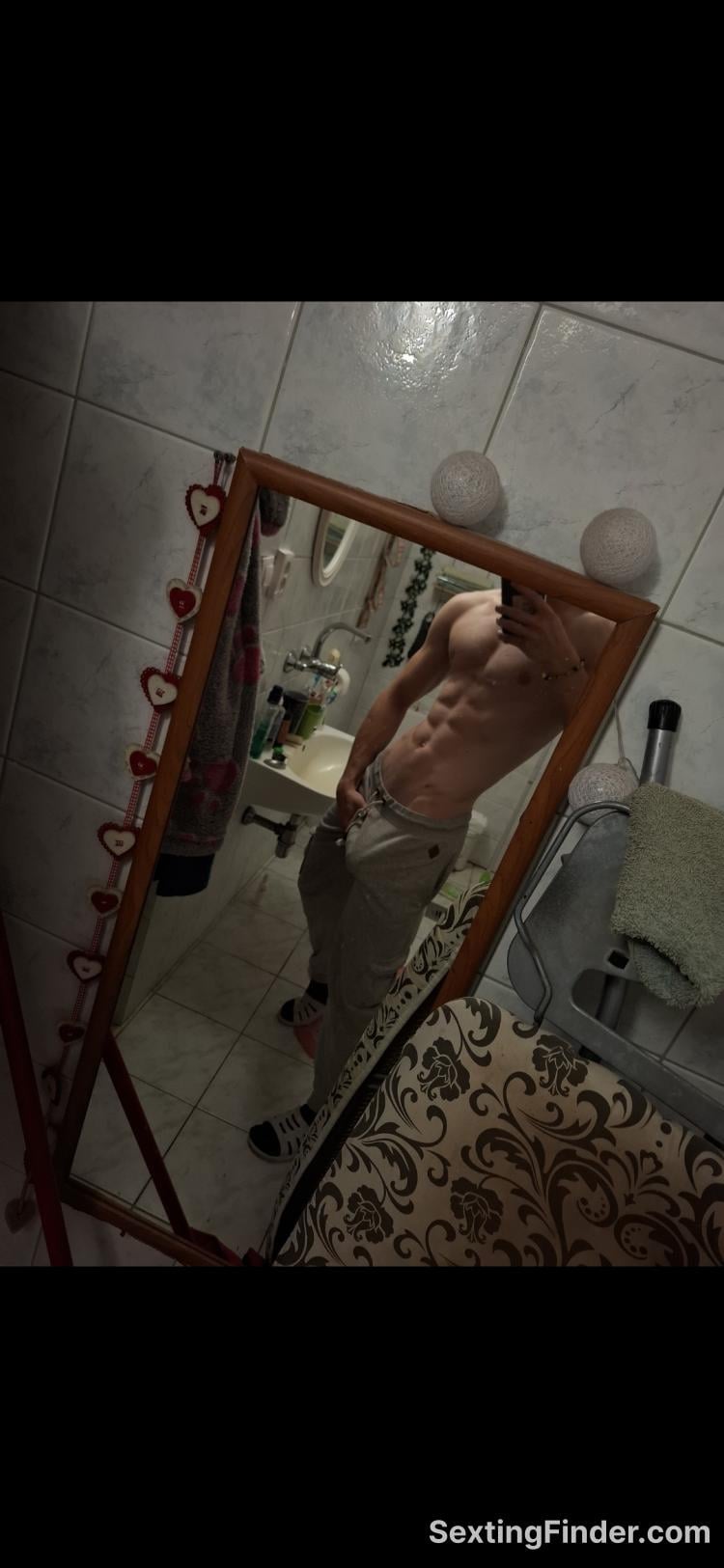 72131030-d833-11f0-b042-77ef19292129