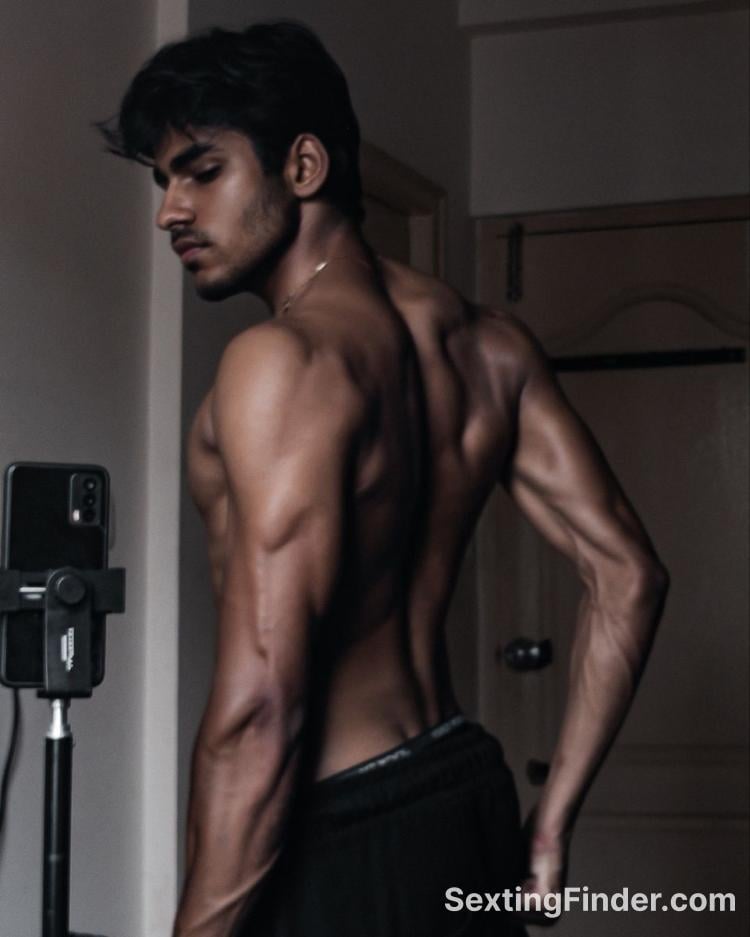 132416a0-faaf-11f0-9ecd-e7c5d140093f