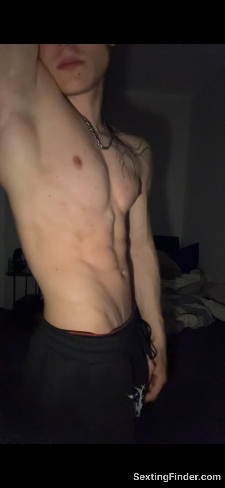 4d006a50-2b98-11f1-b6f1-d93a3109f8f4