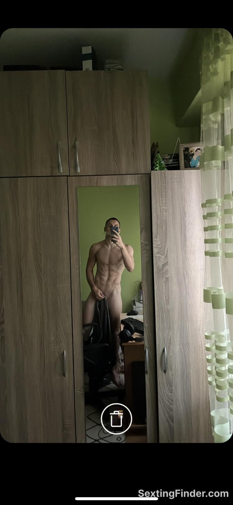 9eda9a80-2dd3-11f1-a9c3-534edc8e8470