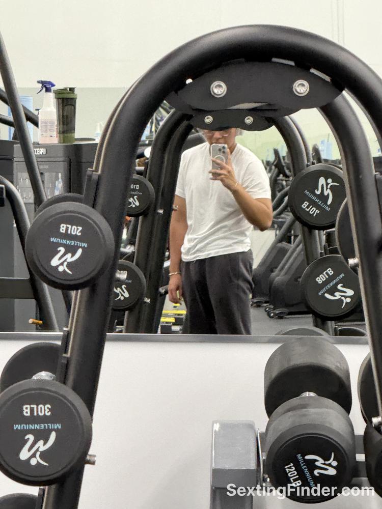 32548090-2f00-11f1-b42c-7deb8179f6dd