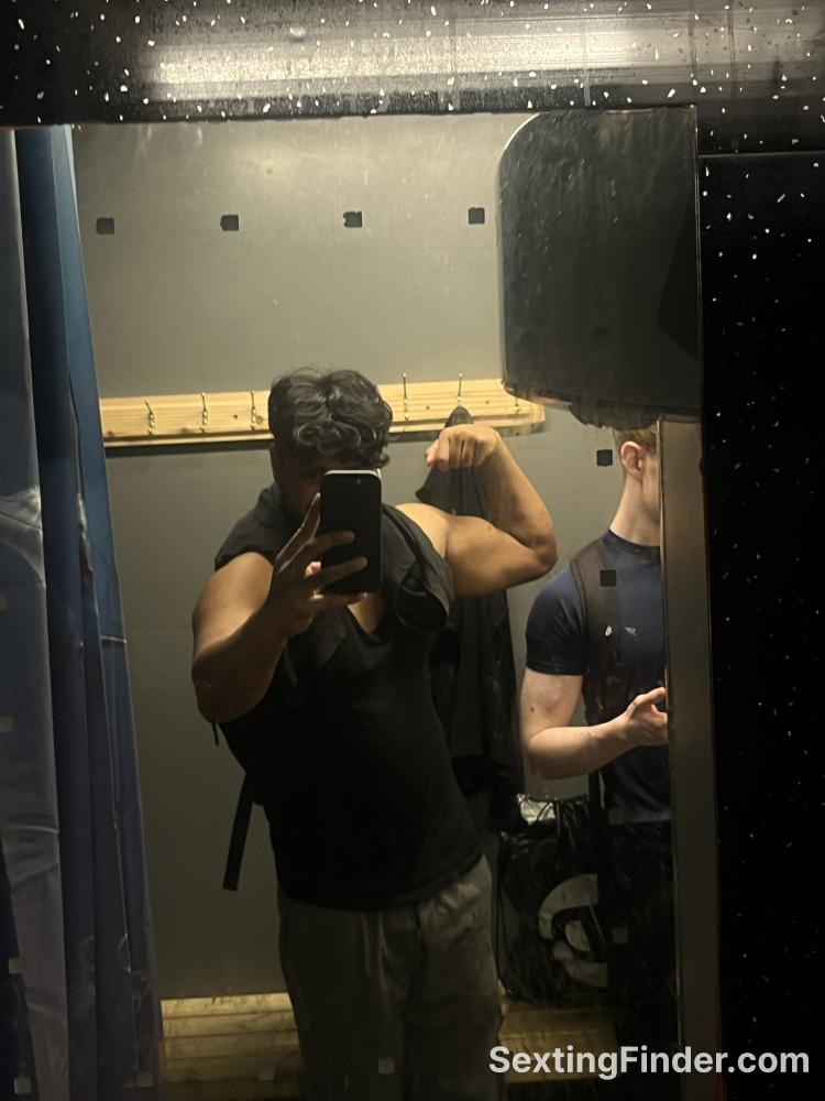 93392070-3232-11f1-b164-7995a47f5086