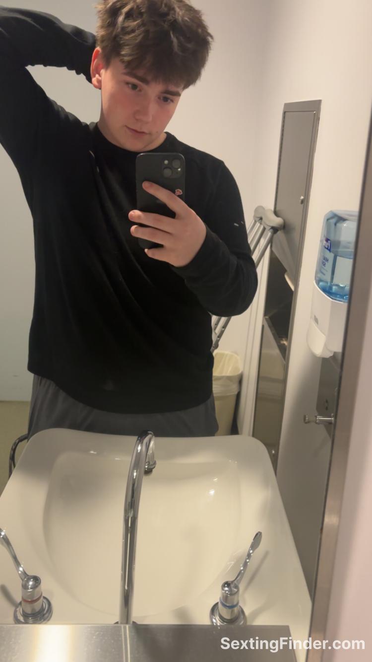 47f032a0-3774-11f1-b0ca-857e59d106a1