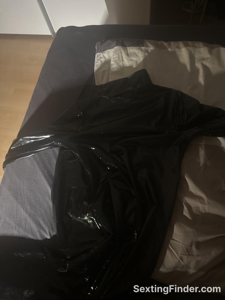 70704820-3f5a-11f1-8b37-e166ce095a7b