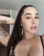 Karleeredeem picture