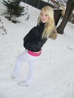 anni_maquire picture