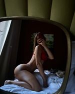 alishaKhLOe77 picture