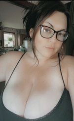 beautifulewis22 picture