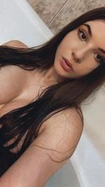 emilymcnall2023 picture