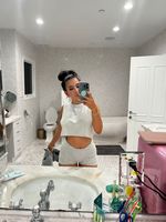 katty_white0022 picture