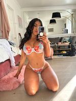 katty_white0022 picture