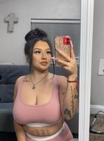 Lindsey_nyla