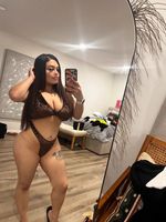 mairaweber23 picture