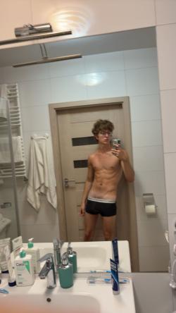 karol.lse