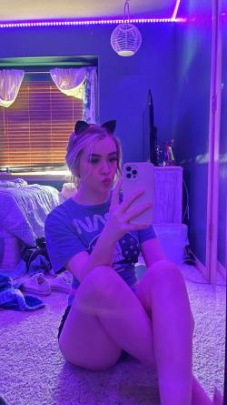 danielle_diazz