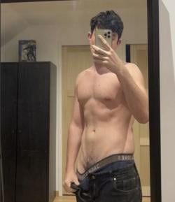 parisgay11