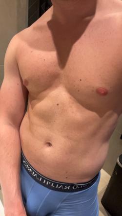 tom225335