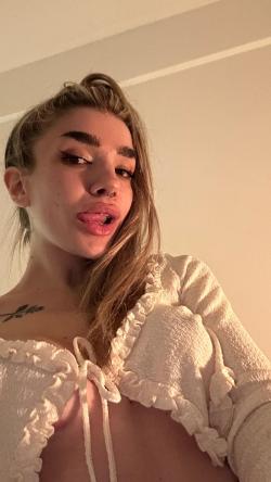 megan_dane25