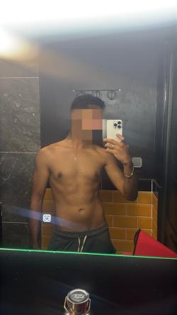lovelyguy92i