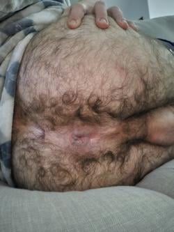 hairysluttyy picture