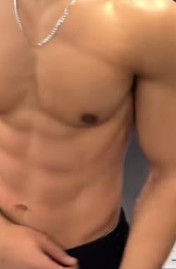 rileylenon25