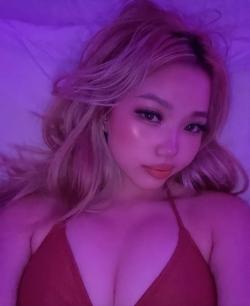 emily80x