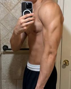 mark_white68
