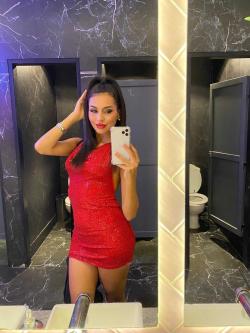 samia_rose