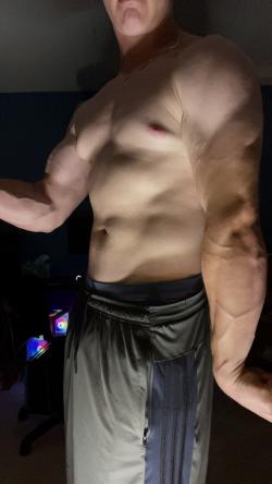 adrian.grilla25