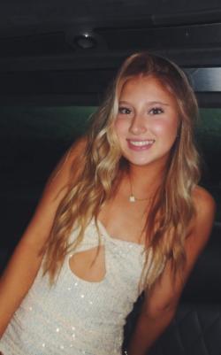 julianna.c9
