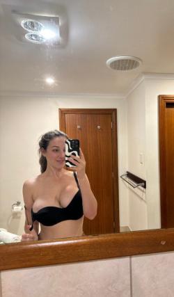 natashahoneyx75 picture